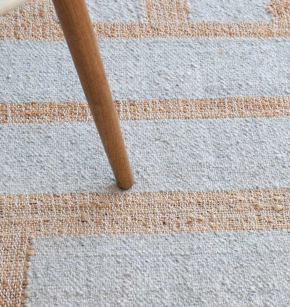 Carpets & Rugs Dubai – Buy Modern Rugs, Tufted Rugs, Silk Carpets & Traditional Rugs Online in UAE Luxury carpet and rugs collection in Dubai, including modern rugs, tufted rugs, silk carpets, and traditional rugs for living rooms and bedrooms.