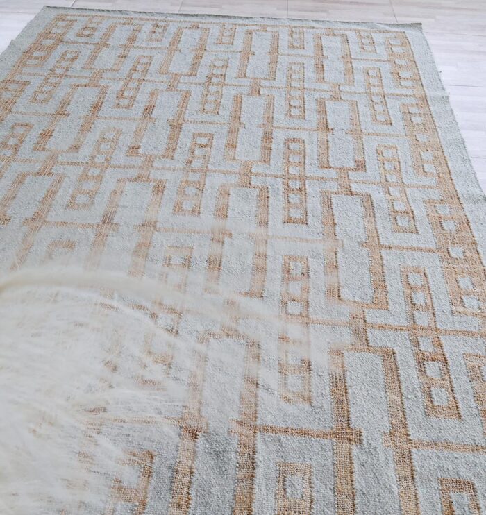 Luxury carpet and rugs collection in Dubai, including modern rugs, tufted rugs, silk carpets, and traditional rugs for living rooms and bedrooms.
