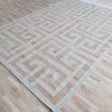 Luxury carpet and rugs collection in Dubai, including modern rugs, tufted rugs, silk carpets, and traditional rugs for living rooms and bedrooms.