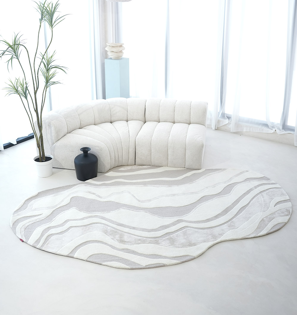 Display View – Multi Color Handmade Area Rug HTWV-127 Handmade multicolor area rug HTWV-127 displayed in modern home setting