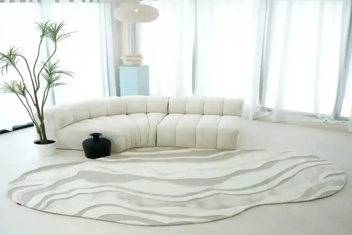 Beautiful rug in modern living room décor for stylish home inspiration