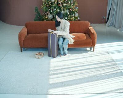 You can find the best rugs to buy under AED 5000